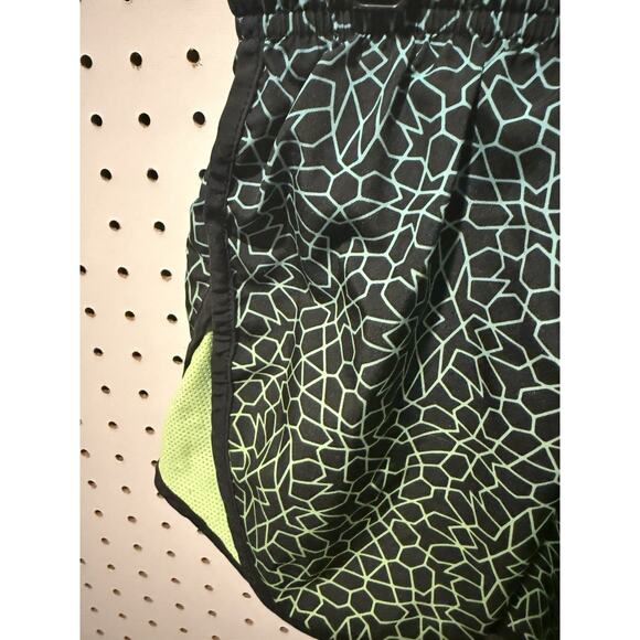 Nike Dri-FIT Women’s Running Shorts – Black & Green Pattern – Size Medium - Picture 3 of 5